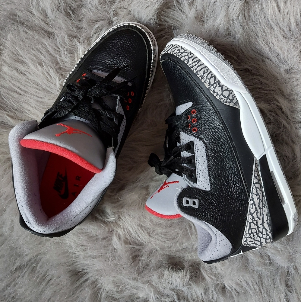 Air Jordan Retro 3 Black Cement